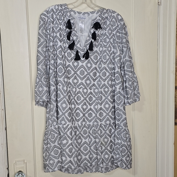 Tommy Bahama Diamond Print Jacquard Tiered Beach  Festival Dress Size Medium - Picture 4 of 9